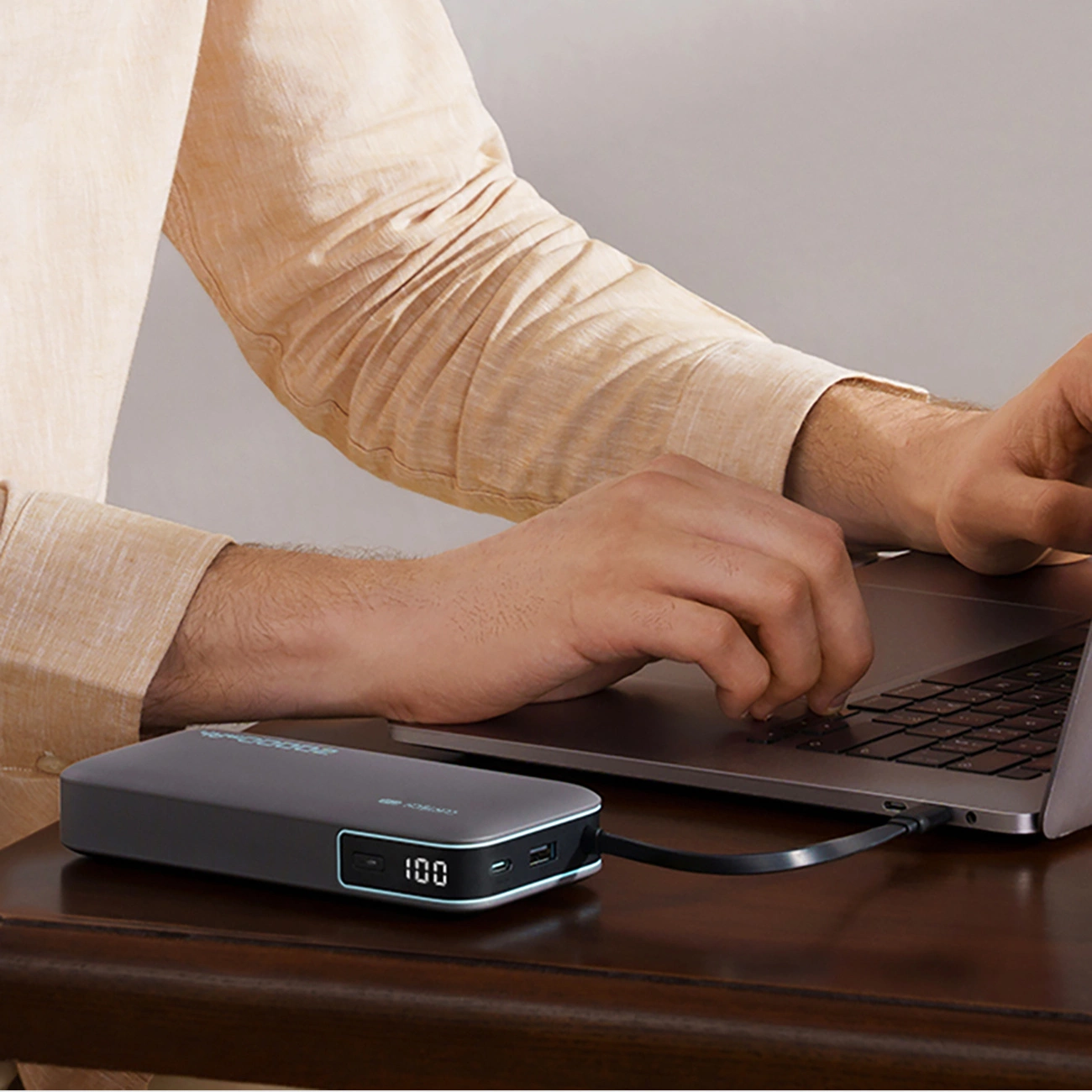 Batteria Esterna Cuktech, 20000mAh, 55W, QC + PD, 1 x USB-A - 2 x USB-C, Grigio CUKP200NGLDG