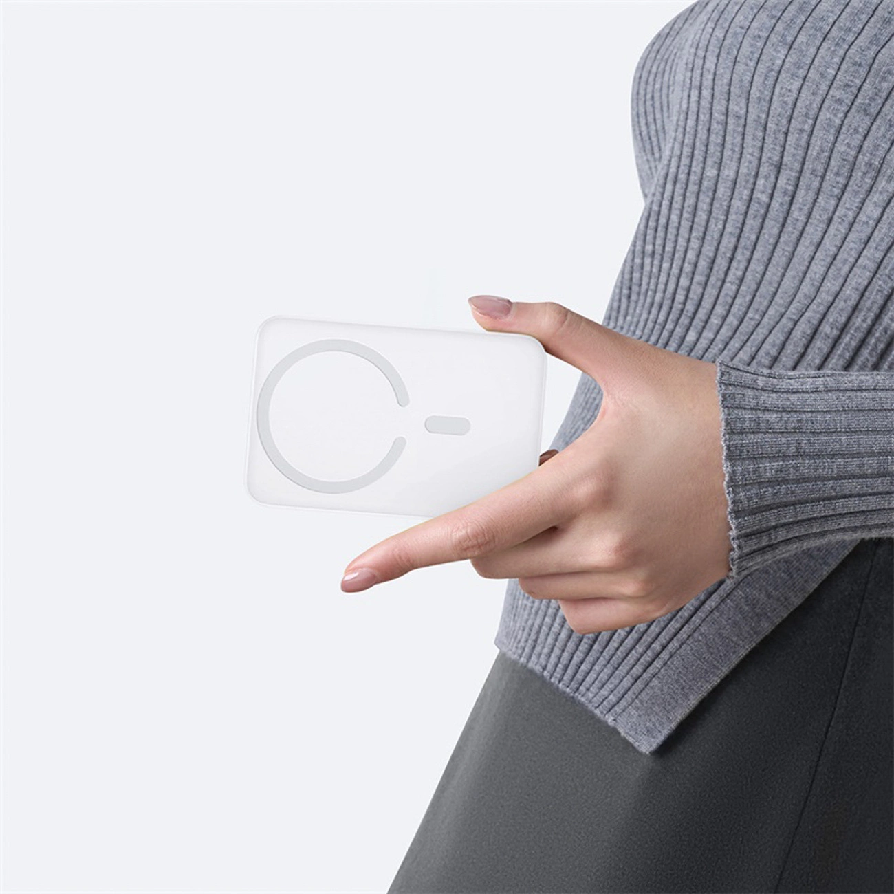 Externer Wireless-Akku Baseus EnerFill FM11 Ultra-Mini, 10000mAh, 22.5W, PD + FQI, 1 x QI - 1 x USB-C, Weiß P1008210E213-00