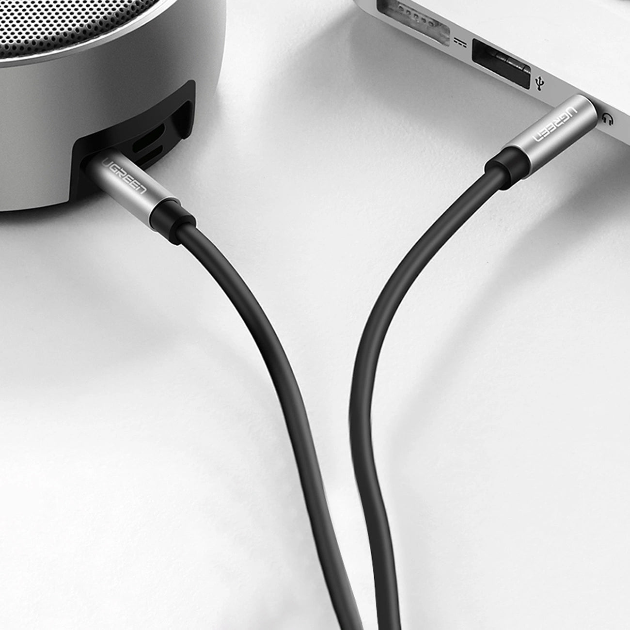Câble Audio 3.5mm - 3.5mm UGREEN AV119, 2m, Noir