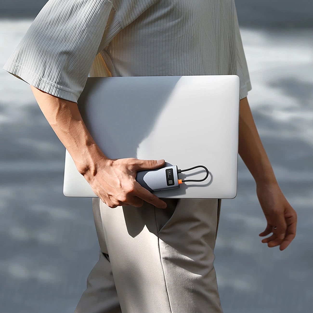 Hub USB-C Baseus Metal Gleam, 3 x USB-A 3.0 - 1 x USB-C - 1 x HDMI - 1 x SD - 1 x microSD, Gris B00030708811-01