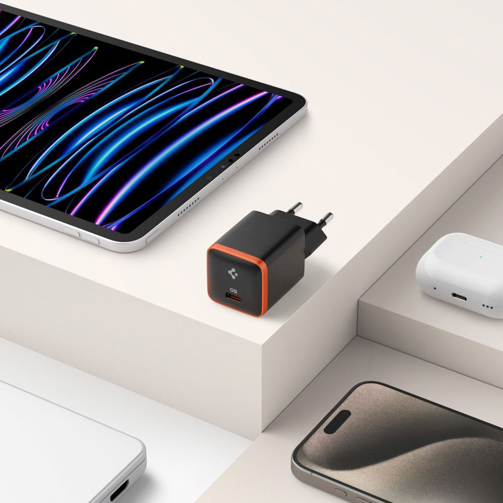 Netzteil Spigen EE301EU Arcstation Essential, 30W, 3A, 1 x USB-C, Schwarz ACH08448