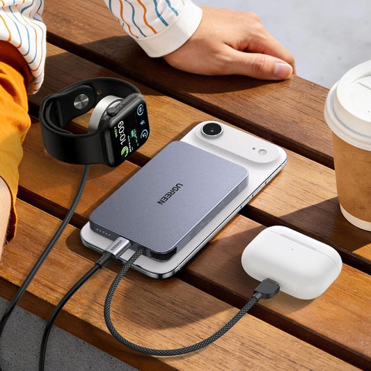Batteria esterna wireless UGREEN PB570 (75982B), 10000 mAh, 30 W, PD + FQI, 1 x QI - 2 x USB-C, grigia