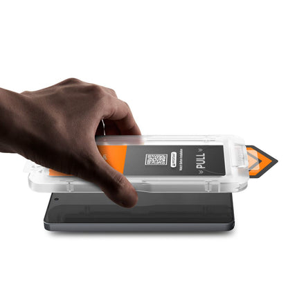 Schutzfolie Spigen GlastR EZ FIT Pro HD für Samsung Galaxy S26 S942, gehärtetes Glas, Full Glue AGL11097