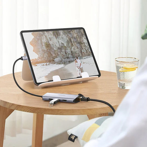 Hub USB-C UGREEN CM252, 3 x USB-A 3.0 - 1 x USB-C - RJ45, Grigio
