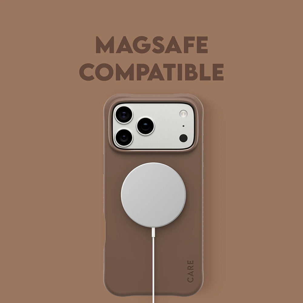 MagSafe Hülle für Apple iPhone 17 Pro Max, PanzerGlass, Care Fashionable, Braun