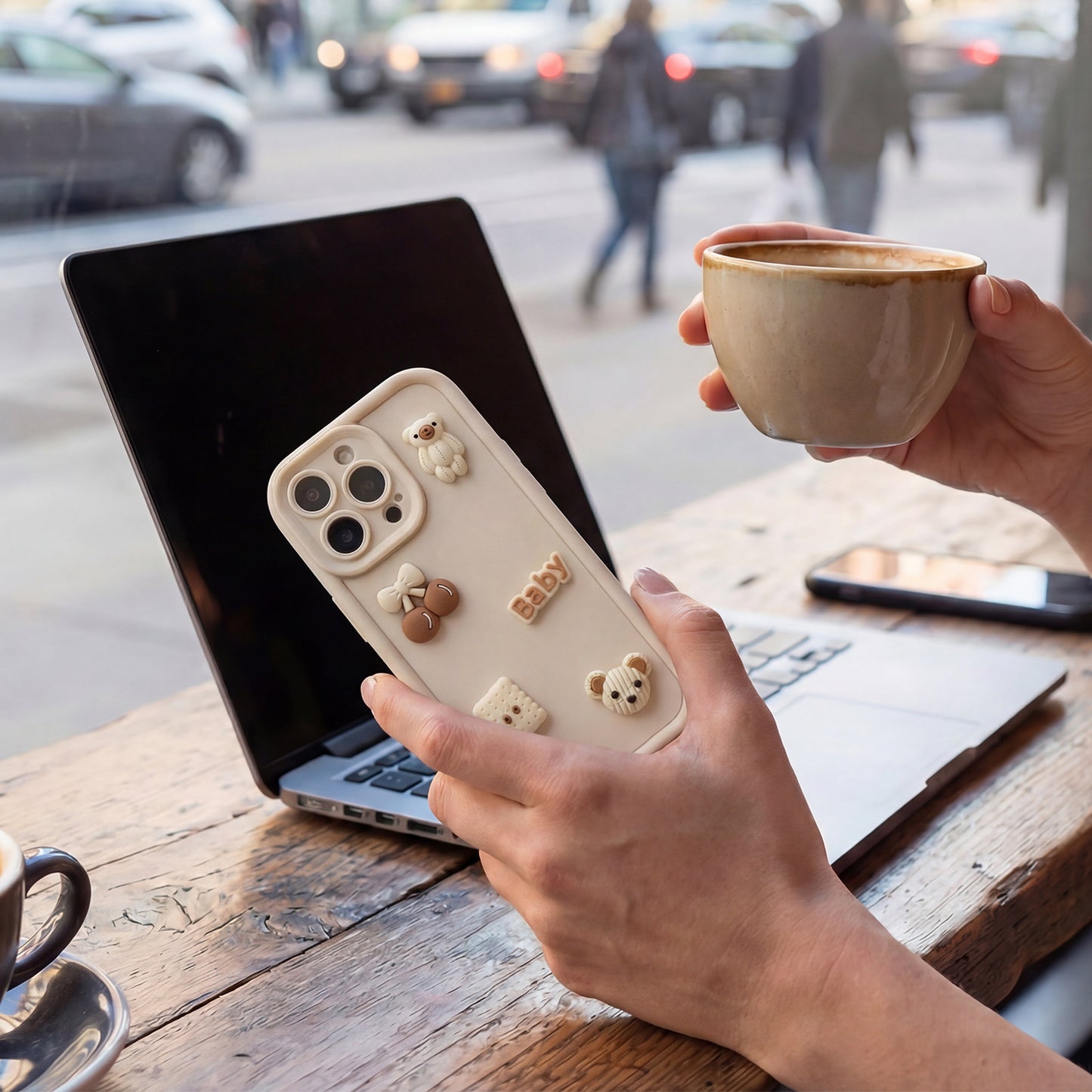 Hülle für Apple iPhone 13, OEM, Ultra Trendy 3D Bear, Beige