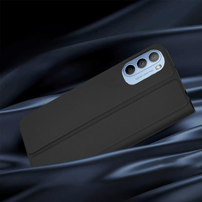 Custodia per Motorola Moto G31 / G41, Techsuit, Magskin Book, Nera