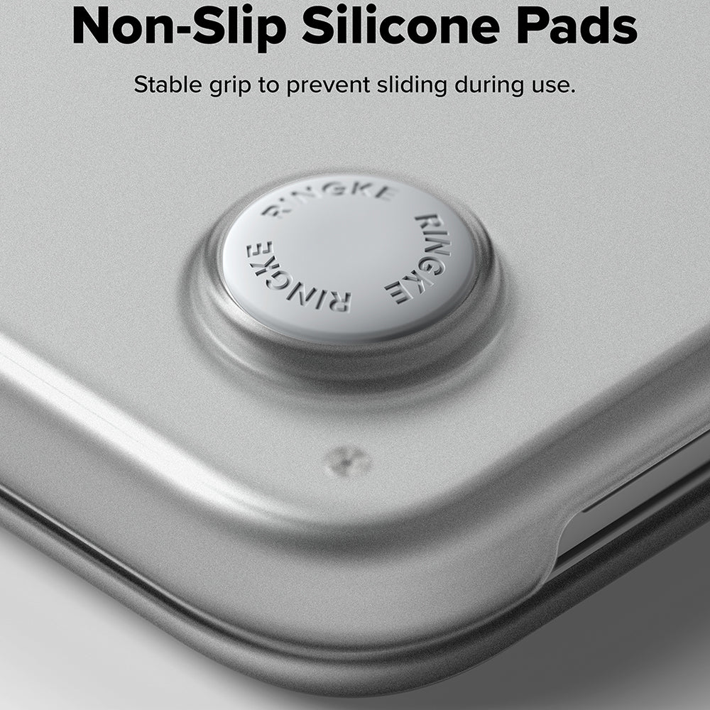 Coque Ringke Slim pour Apple MacBook Neo 13 pouces, transparente mate.
