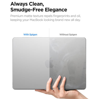 Custodia Spigen Airskin per Apple MacBook Air 13 pollici (2026) / (2025) / (2024) / (2022), Trasparente Satinata ACS11530