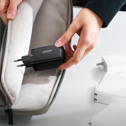 Chargeur réseau avec câble USB-C Joyroom TCG01, 65W, 3.25A, 1 x USB-A - 2 x USB-C, Noir
