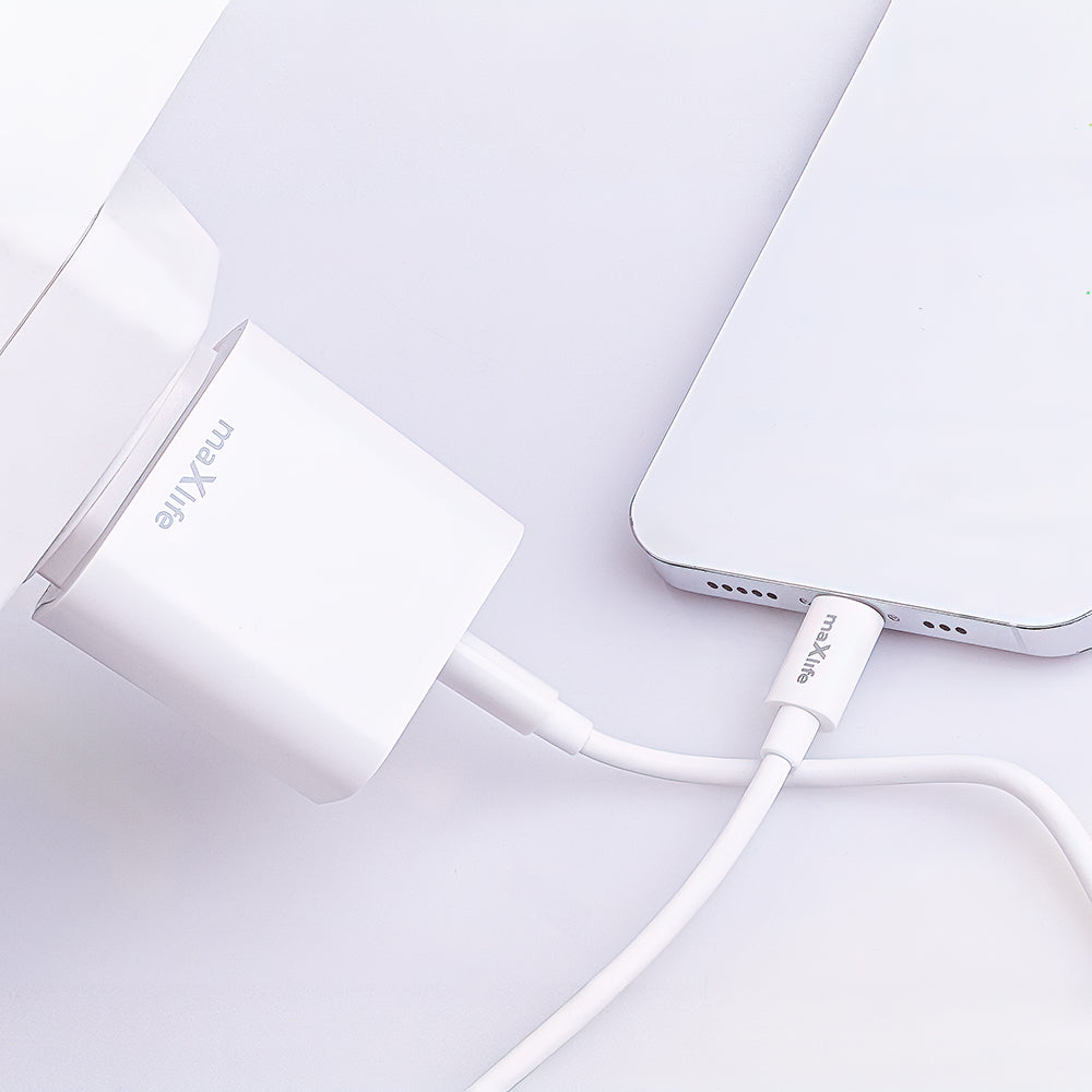 Chargeur réseau avec câble USB-C MaXlife MXTC-06-20AC, 20W, 3A, 1 x USB-A - 1 x USB-C, Blanc