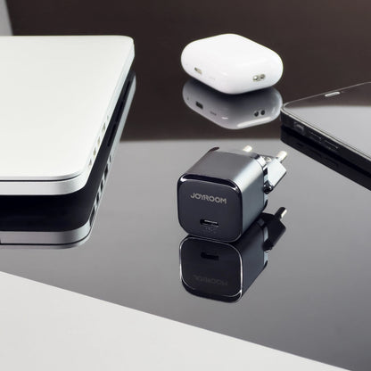 Chargeur Réseau Joyroom JR-TCF02, 20W, 3A, 1 x USB-C, Noir