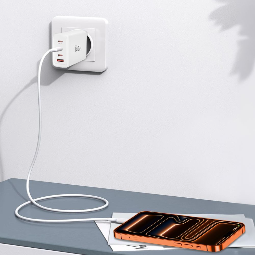 Chargeur Réseau Tech-Protect NC140W-GAN, 140W, 5A, 1 x USB-A - 3 x USB-C, Blanc
